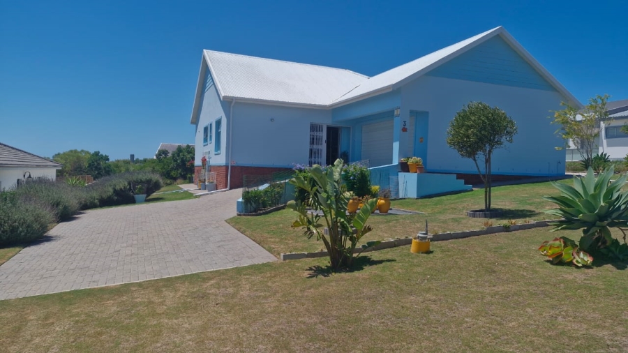 3 Bedroom Property for Sale in Paradise Beach Eastern Cape